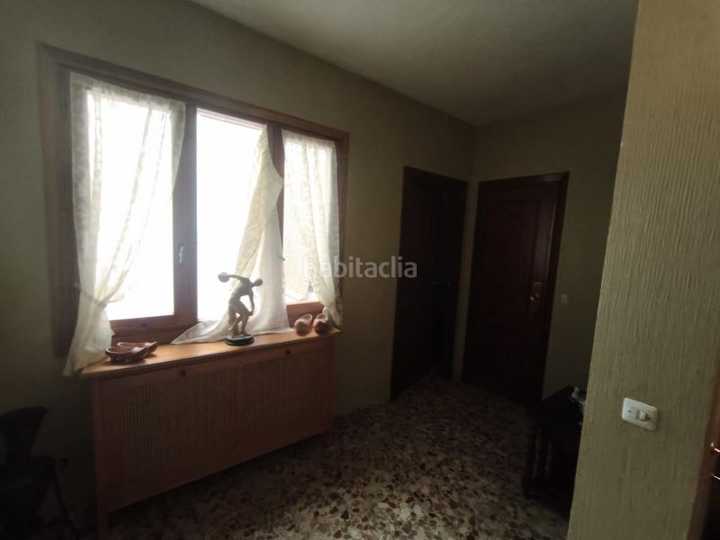 Foto ee7571c2-1859-43c3-b92c-5538bb82067e. Casa amb aparcament a Piornal