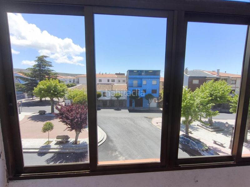 Foto 65345f50-f741-4605-b5cb-d40d35150354. Casa amb aparcament a Piornal