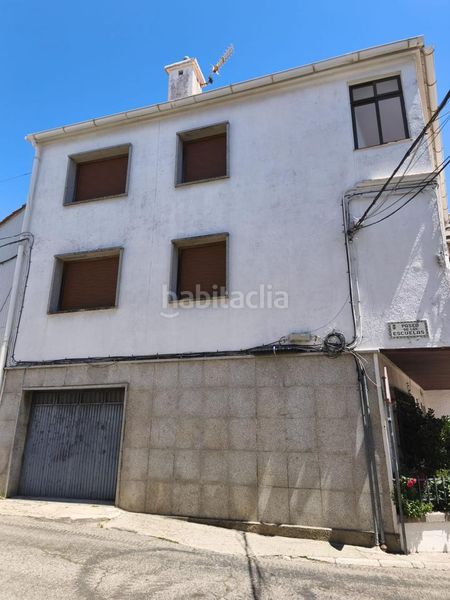 Foto 8231303f-ba1b-407b-90ff-1efd3ae11827. Casa amb aparcament a Piornal