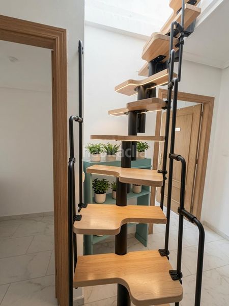Foto f0d85ee7-6f4e-4e76-b42f-dee96b94c265. Casa a Centro Ciudad Plasencia
