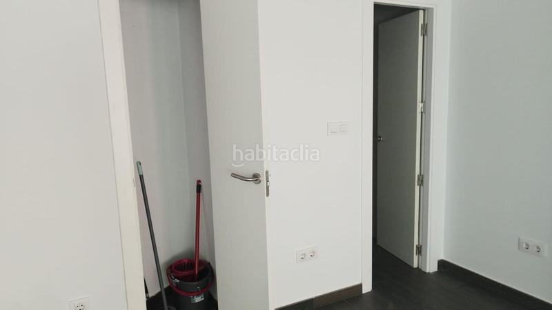 Foto 9399df94-3bb3-4f87-8c0e-4a97c65ca462. Alquiler local comercial ideal para emprender o expandir tu actividad en una ubicación privilegiada! en Plasencia