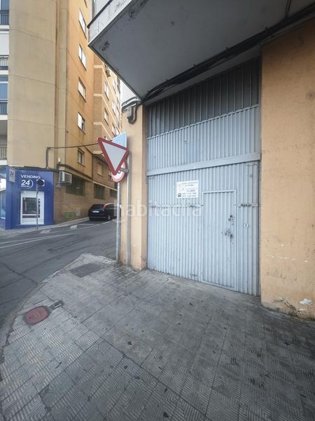 Foto 27b4ca6b-6aae-4620-898f-94be37707868. Aparcament cotxe a Centro Ciudad Plasencia