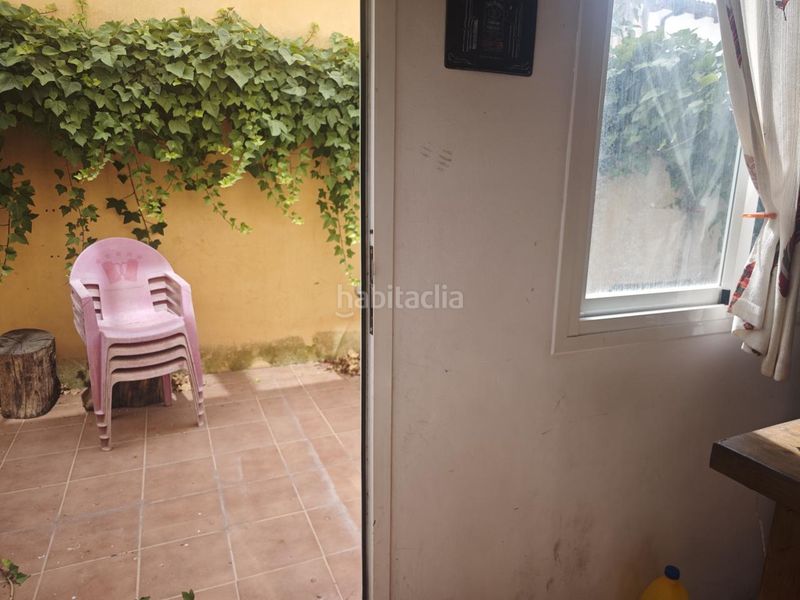 Foto ab432a8f-6034-4739-9a26-cb71740a3408. Casa amb aparcament a Carcaboso