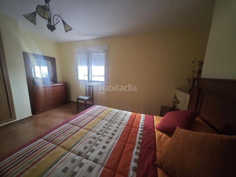 Foto d2ac3402-b68f-4cd7-99a5-79bbaa901518. Casa amb aparcament a Valdeobispo