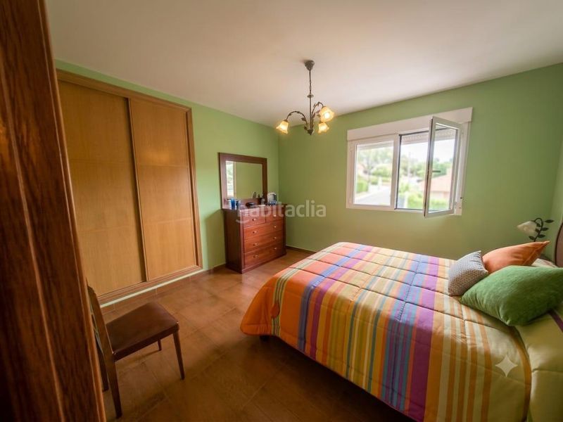 Foto e6dff2d3-3673-4263-9dd9-322582fba9ca. Casa amb aparcament a Valdeobispo