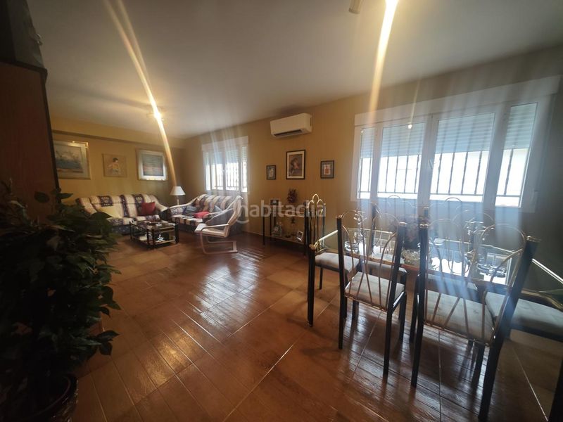 Foto f16207c4-d07e-429d-9213-6742709e6059. Casa amb aparcament a Valdeobispo