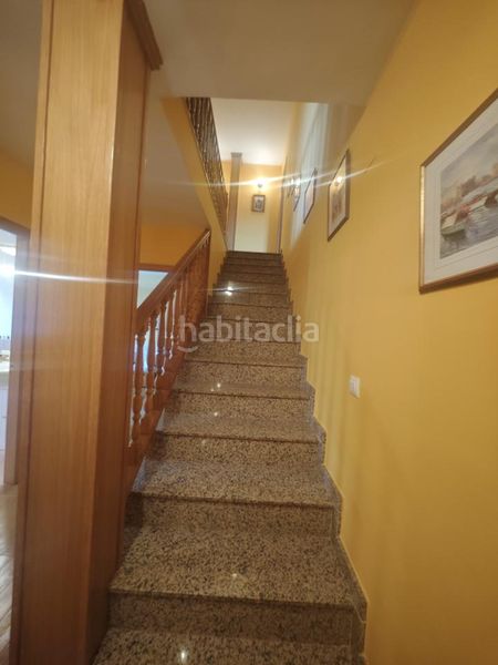 Foto fb6931bf-6d5c-438a-81c7-c9a186352650. House with parking in Valdeobispo