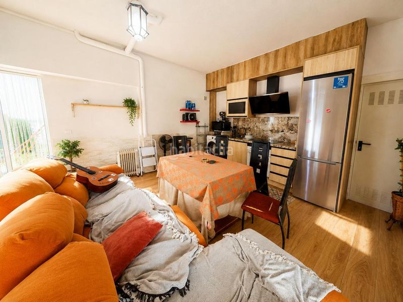Foto 8b8a4dc3-3f5d-4a56-9e4d-fb6a1317b776. Casa amb aparcament a Zona Norte - Hospital - Urbanizaciones Plasencia