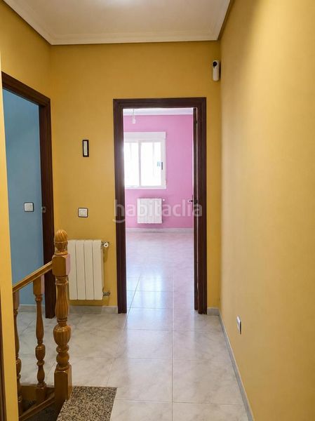 Foto 022c38b9-c016-4fbb-a315-2fae7bd3b3fe. Casa amb aparcament a Zona Norte - Hospital - Urbanizaciones Plasencia