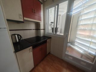 Appartement à Zona Norte - Hospital - Urbanizaciones. Amplio piso en esquina con garaje, trastero y gran terraza!
