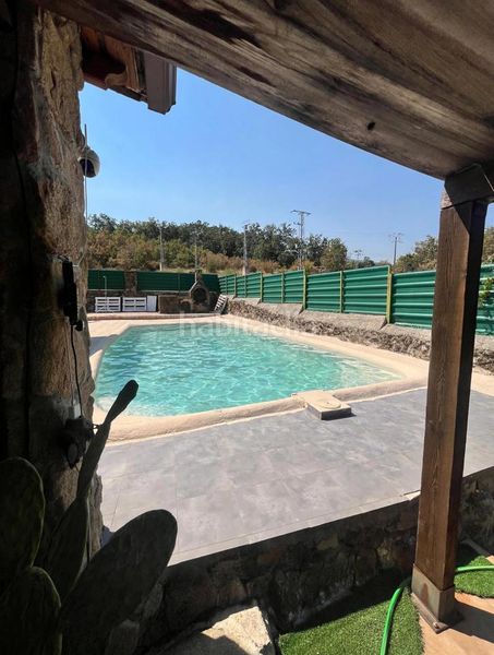 Foto 721bd4f9-1da3-4f14-b751-d732daa8bb38. Masia amb aparcament piscina a Cabrero