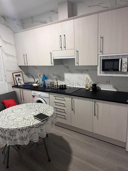 Foto 0fc7fac6-8069-449b-be70-99fedf750084. Casa in Miralvalle - Av. Virgen del Puerto - La Data Plasencia