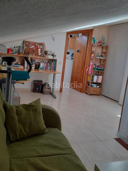 Foto a7c39ac9-73ae-497a-a266-2a7bddf1d544. Casa amb aparcament a Miralvalle - Av. Virgen del Puerto - La Data Plasencia