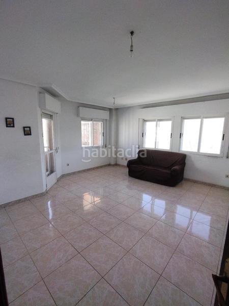 Foto dc782285-26ee-45c8-a78a-e2b2c273a32e. Pis a Zona Sur - Av. De España - San Miguel Plasencia