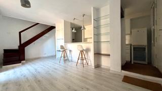 Location Duplex  Carretera reial 11211. Dúplex con piscina y parking en alquiler