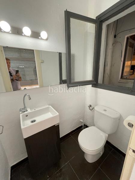 Foto 2af8b044-5359-4718-a238-28167dc2537d. Lloguer local comercial a carrer de laforja 44 a Barcelona