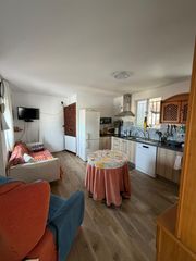 House in Cártama pueblo. Casa en cártama para finalizar reforma con patio y terraza