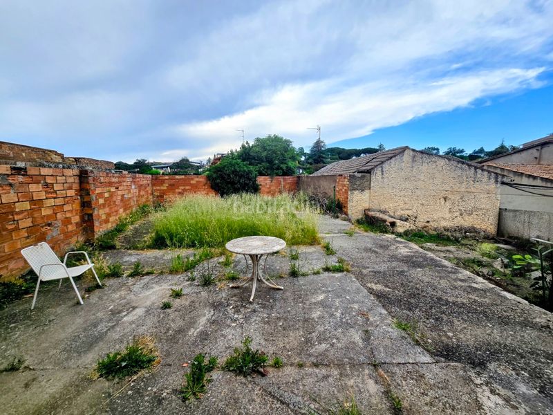 Foto fe4c9d37-5650-4933-8d18-7be44efb6eec. Casa aparellada a Taradell