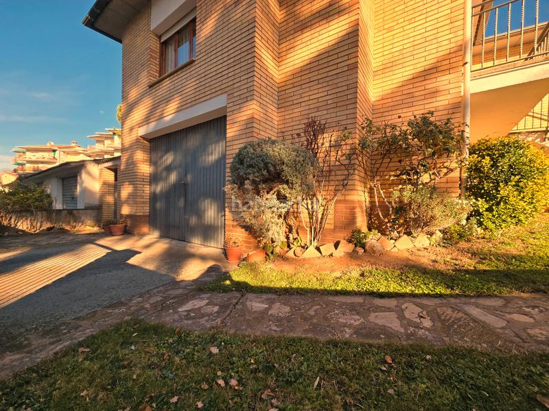 Foto 11e0c692-c536-4787-8824-d6fa788be1a4. Chalet avec cheminée chauffage parking dans Seva