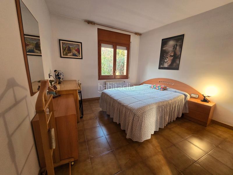 Foto 5c944df9-fa68-4d90-8781-9c6a8498e1b1. Chalet avec cheminée chauffage parking dans Seva