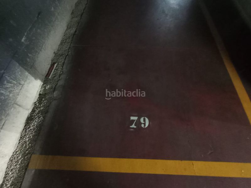 Foto 86ee181e-8908-47d2-8087-825dd222475f. Aparcament cotxe a Centre Vic