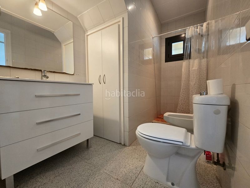 Foto a378e69f-3e20-4847-88d2-ea7d619a8a96. Casa adossada amb calefacció a Manlleu