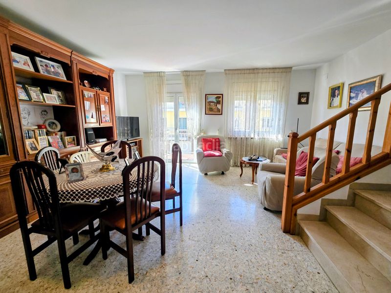 Foto 8624cd56-62c8-4404-98ee-48f09058232e. Casa adossada amb xemeneia calefacció aparcament a Manlleu