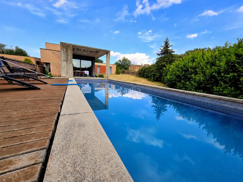 Foto 33d8b36d-8219-4ac3-a73c-60e3e52c41f8. Xalet amb xemeneia calefacció aparcament piscina a Seva