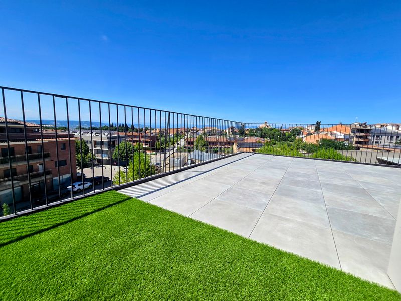 Foto a27b68cb-dabb-4522-822c-10904983cd79. Duplex avec chauffage parking dans Taradell