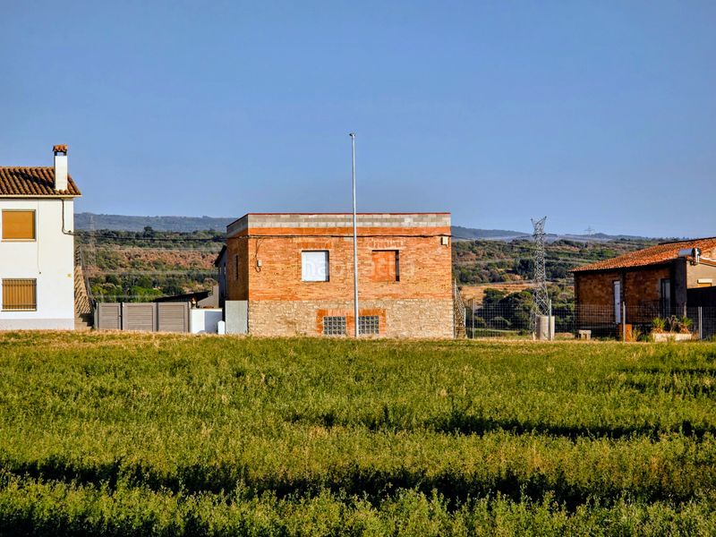 Foto becb2627-fcd8-4b89-be4c-326077676686. Casa a Brull (El)