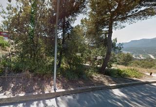 Terreny residencial  Avinguda joan mir. Terreny en venda a seva