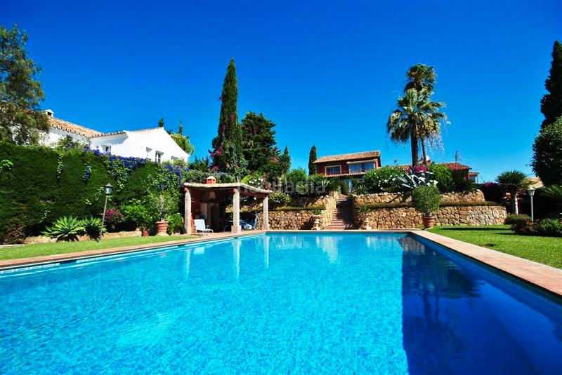 Foto a6a80e33-b327-4180-b05f-c7e746e828ee. Chalet in nueva 6 in Casco Antiguo Marbella