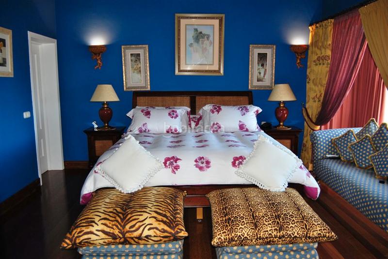 Foto c5c28b77-b2d6-46a6-ae25-654e57de96f4. Chalet in nueva 6 in Casco Antiguo Marbella