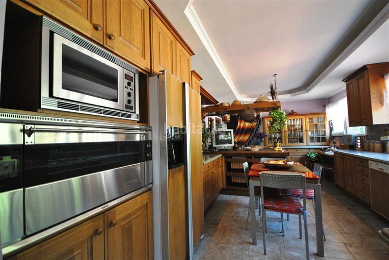 Foto fe8e5444-b094-4fba-bc5a-5d3e71d1f737. Chalet in nueva 6 in Casco Antiguo Marbella