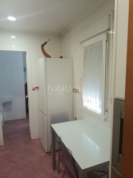 Foto 2f25fa29-85bc-4afa-a13c-045cb4c46872. Pis amb aparcament piscina a Bami - La Estrella Sevilla