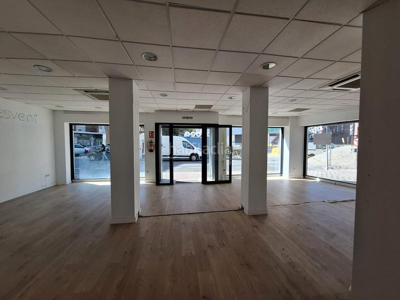 Foto ccdbc5e9-1c5e-4f1a-bb16-b4fce2a8d872. Alquiler local comercial impresionante local en alquiler en triana en Sevilla