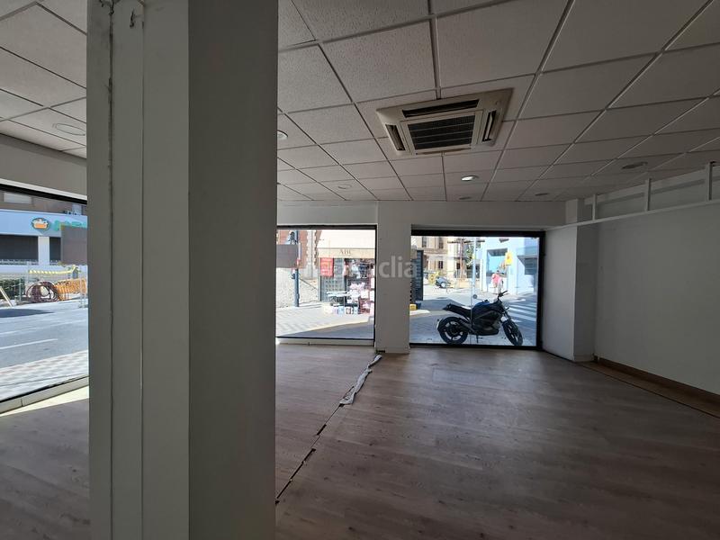 Foto d4773d00-3438-4b53-a4ab-94ae42522aee. Alquiler local comercial impresionante local en alquiler en triana en Sevilla