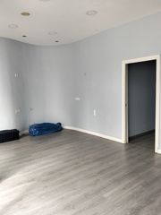 Geschäftsraum in Barrio del Nervión. Venta local en nervión con proyecto cambio de uso a vivienda