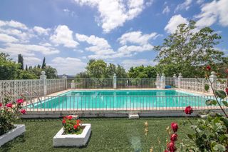 Chalet à Aroche. Magnifica finca en venta en aroche- sierra huelva
