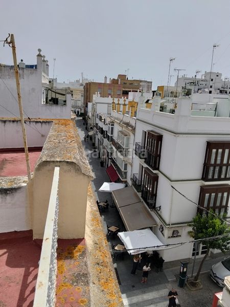 Foto 6eb4e121-4b52-45b4-aa73-f2c64e4f55fa. Casa adossada a Centro Ciudad San Fernando