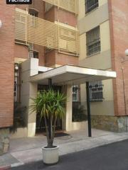 Alquiler Piso en Calle genaro parladé 5. Alquiler magnifico piso para estudiantes en el porvenir