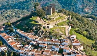 Terrain résidentiel  N/a. Venta terreno urbanizado en cortegana