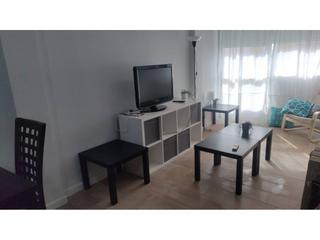 Miete Etagenwohnung in Avenida de llanes 1. Alquiler de piso en sevilla capital  la sallepino flores estudia
