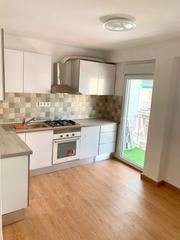 Appartement à Calle béjar 10. Fantastico piso reformado en el corazon de pla del bon repos