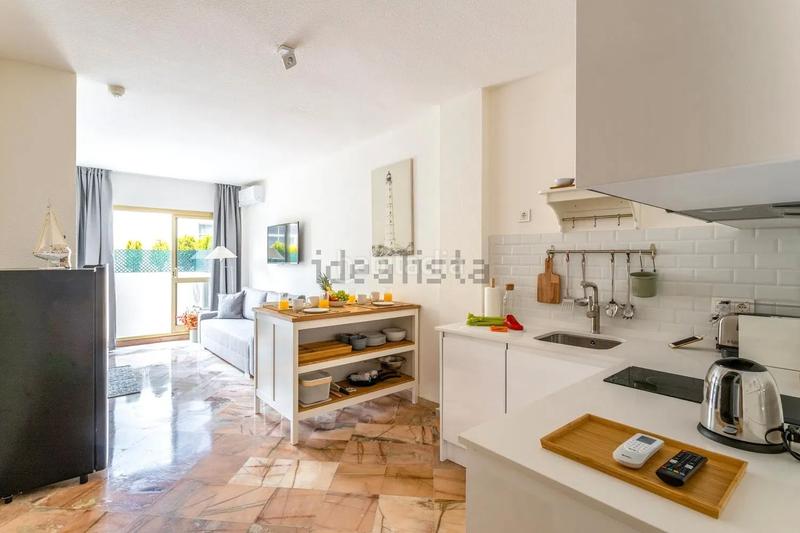 Foto 12caa8f1-9cff-4375-a210-e1367932aa2e. Studiowohnung mit pool in Romana Playa Marbella