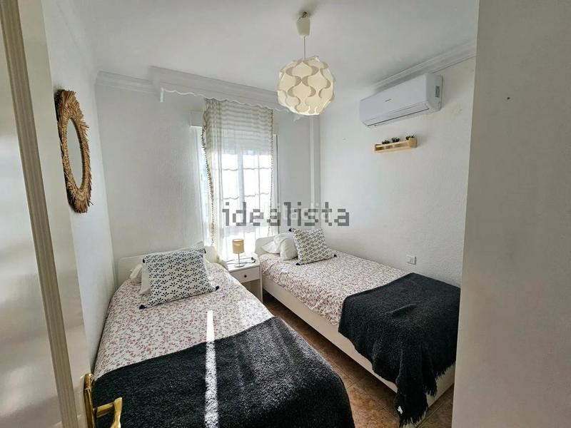 Foto b791bf0b-eac9-4d1f-9771-07b1d2dc1da6. Location appartement avec chauffage parking piscine dans Benalmádena