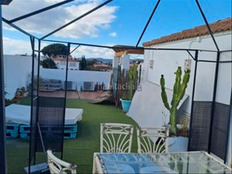 Foto 9f49c944-46da-41fe-817d-3a9a6b68a021. Dúplex ? ático dúplex en venta – terraza, solárium y cerca de la playa en Fuengirola