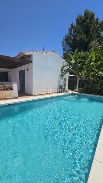 Foto f6e6a652-201d-4b8e-9cdb-6d9eb144ec09. Xalet amb calefacció aparcament piscina a Coín