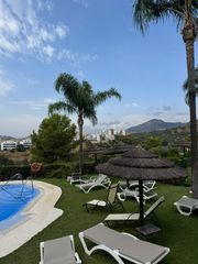 Pis  Urbanizacion puerto del almendro. ?? apartamento en venta en benahavís – vistas espectaculares