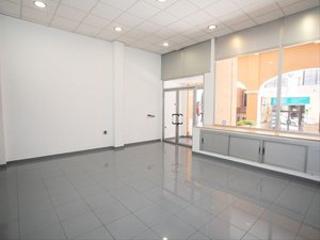 Local commercial à Calle Guerrero Gajete